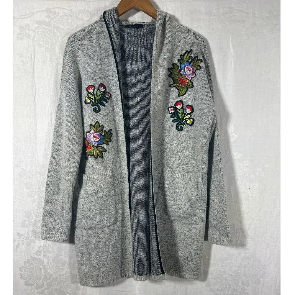 Hail3y:23 Cardigan Sweater Medium PETITE Gray Hooded Applique Embroidered Pocket - Picture 1 of 15